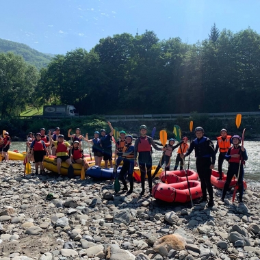 Екскурсія рафтинг у Карпатах