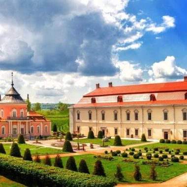 Музей-заповедник “Золочевский замок”