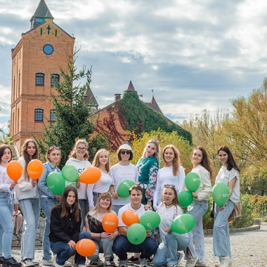 Екскурсія до замку Радомисль та етнокомплекс "Українське село" з Харкова