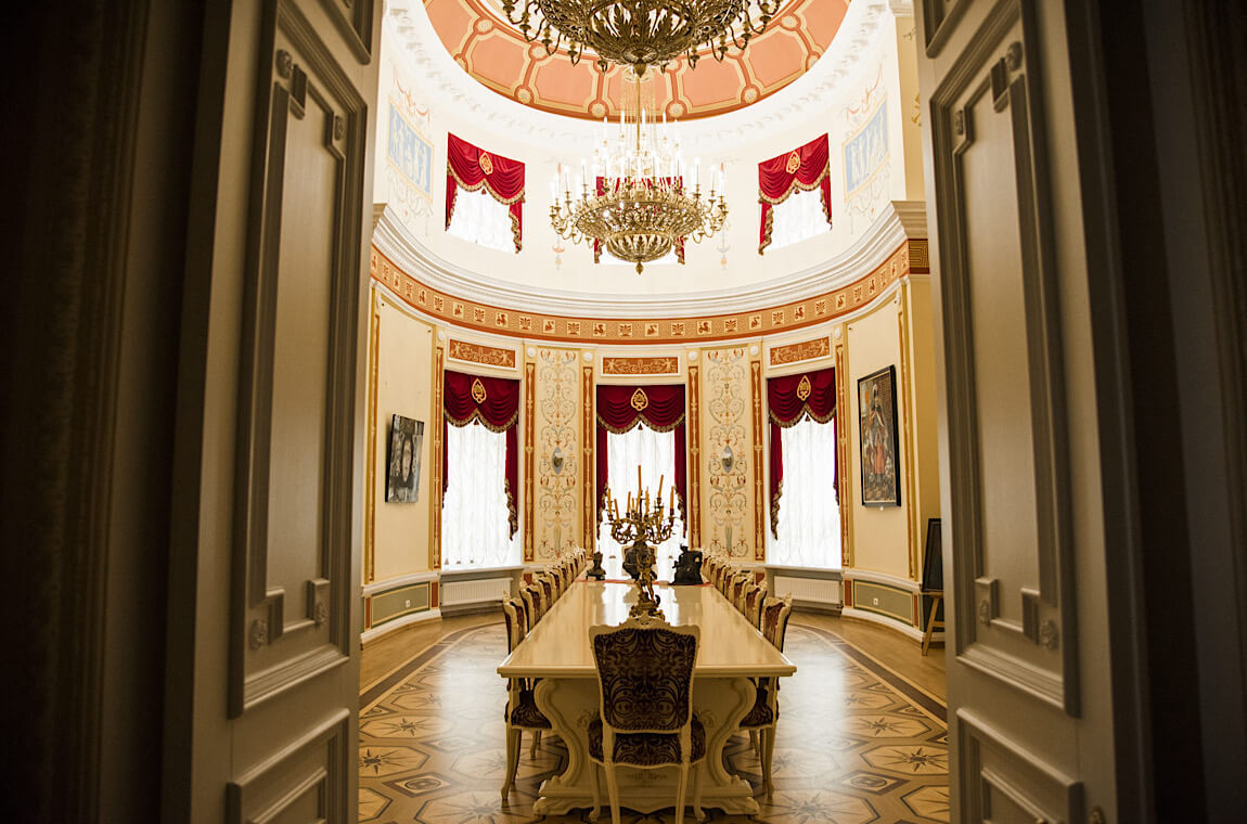 Картинка палац Розумовського