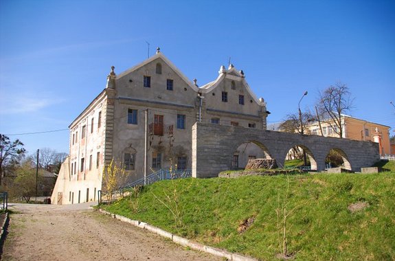 картинка тур Кременець