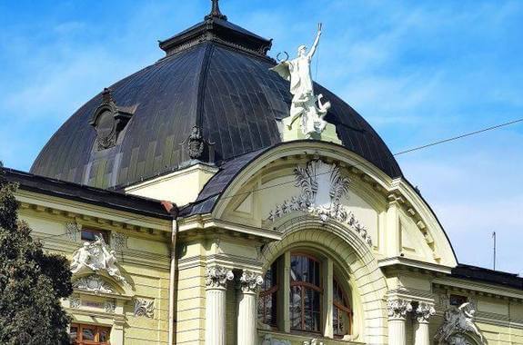 картинка Театральная площадь 