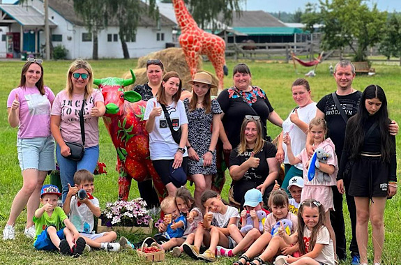 Малюнок екскурсія на зелену ферму з Києва