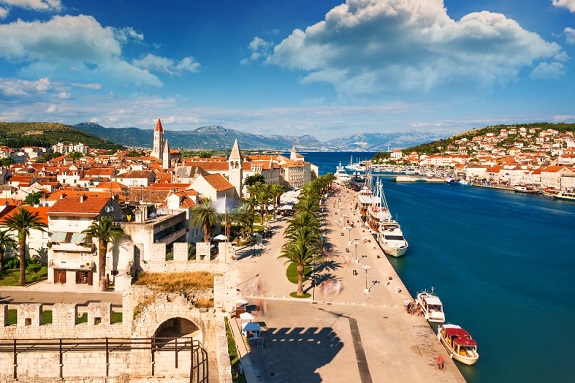 Автобус до Хорватії з Києва