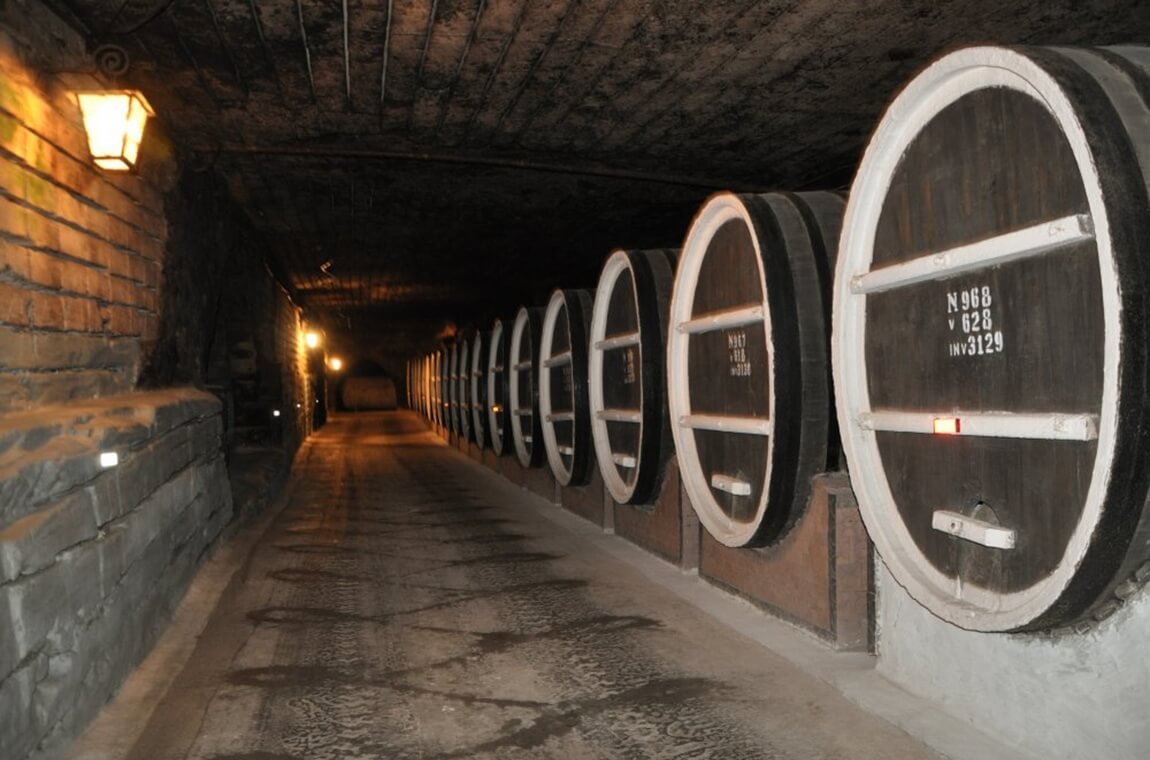 Колекція вин Мілештій Міч