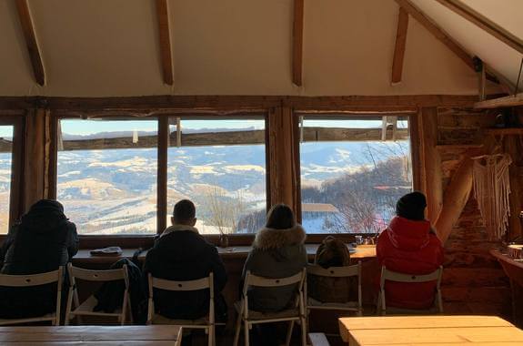 Картинка Дегустація чаю на вершині гори