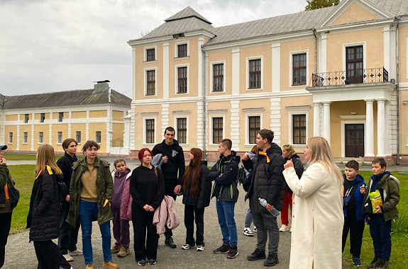 Картинка палац Вишневецьких