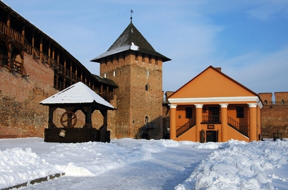 Зображення підземель Окольного замку
