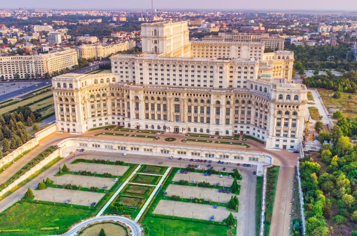 Палац Парламенту в Бухаресті