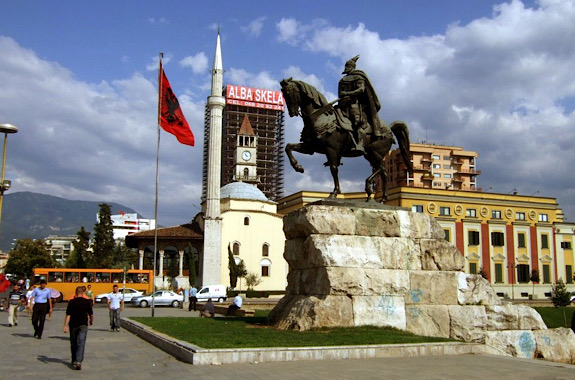 Малюнок оглядова екскурсія Тираном 