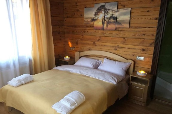 Готелі неподалік Буковеля