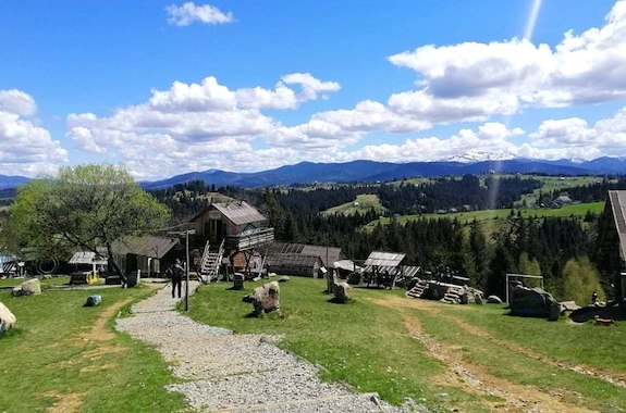 Фото поездка на Говерлу весной