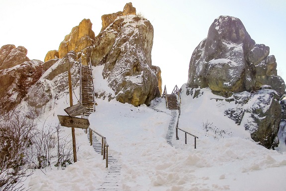 Фото Тустань зимой