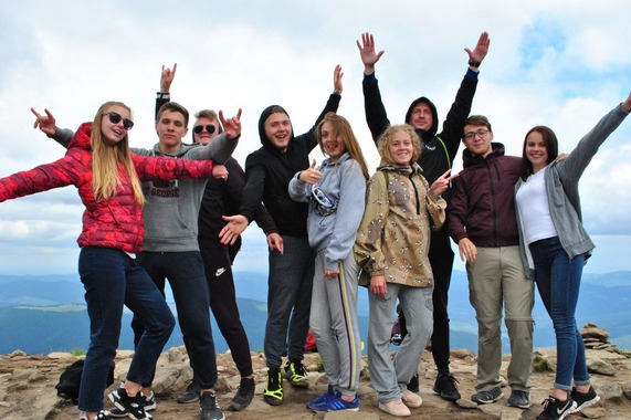 Куда отправить детей на лето? Детские лагеря в Украине