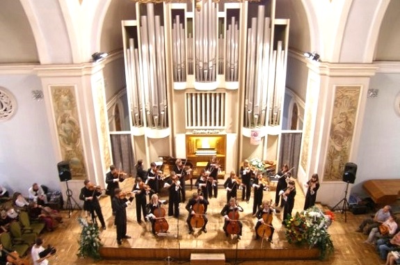 Зображення екскурсія до будинку камерної музики з Дніпра