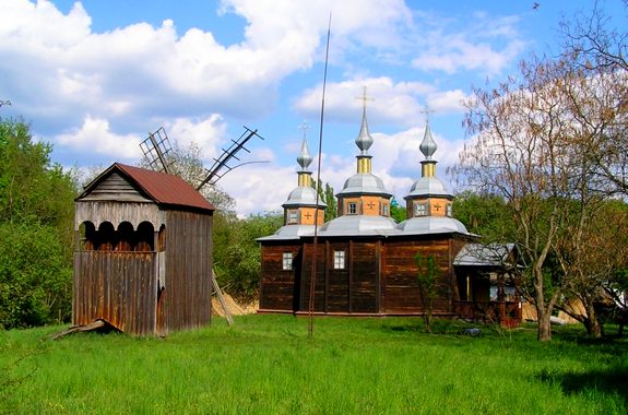 Фото поїздка до музею народної архітектури у Переяславі