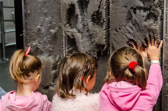 Картинка поездка в музей науки для школьников