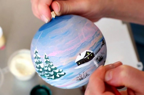 Картинка фабрика ялинкових іграшок