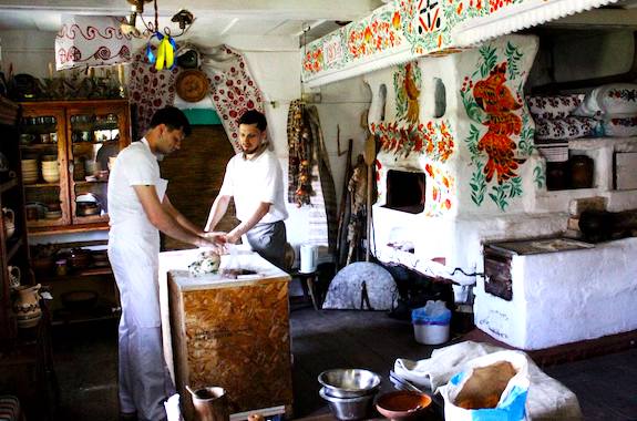 Картинка экскурсия в Новые Петровцы