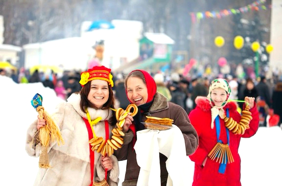 Фото святкування Масляної у Переяславі-Хмельницькому