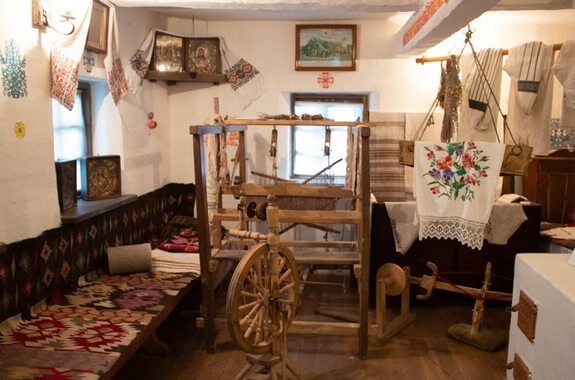 Фото екскурсія до Українського села