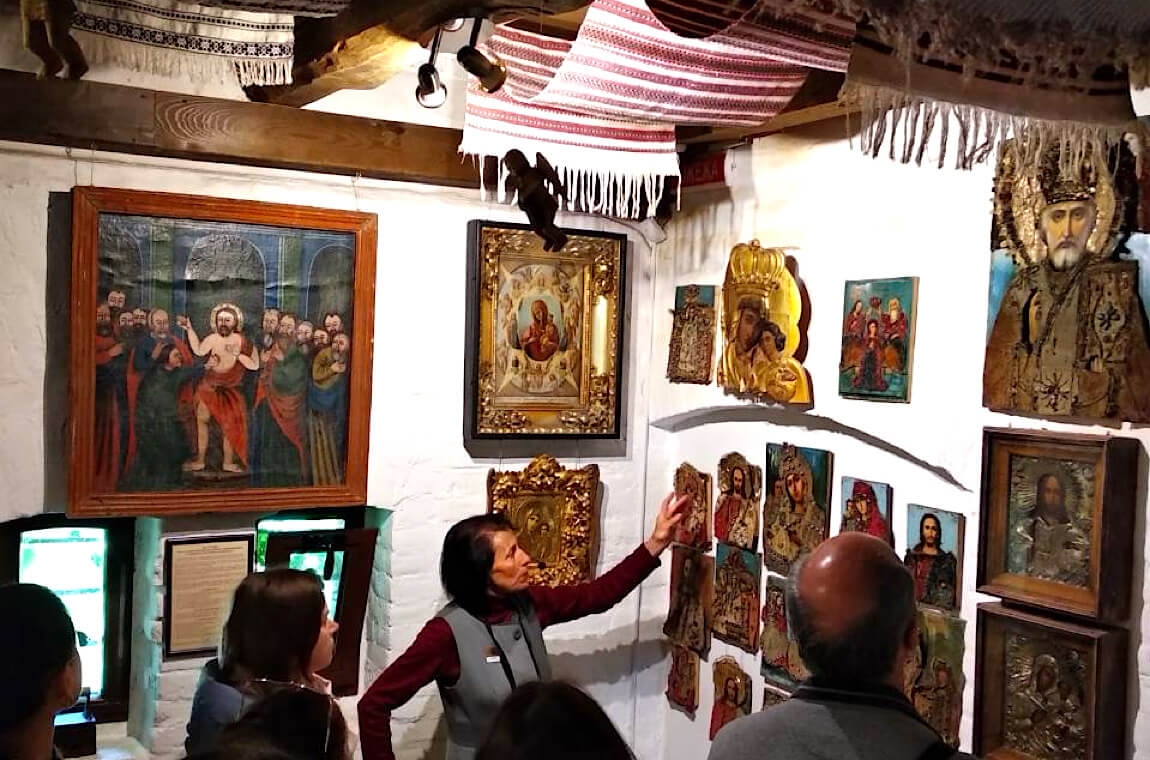 Картинка замок радомышль