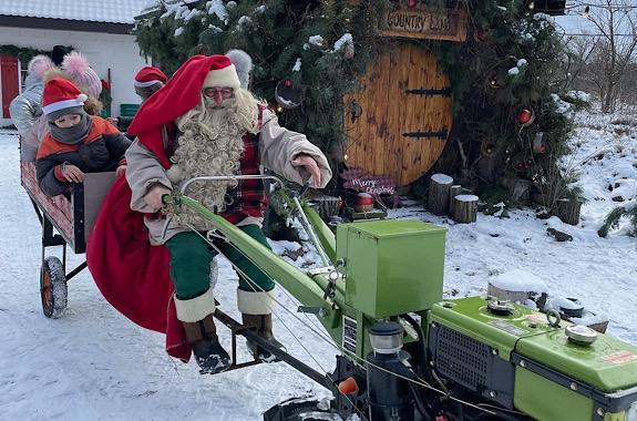 Картинка новогодний трактор 