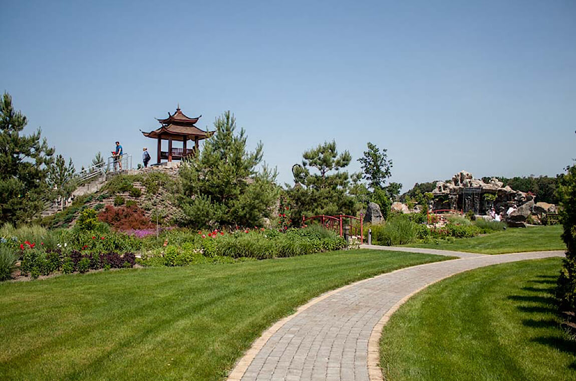 Картинка новая софиевка парк сакур 