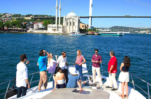 Зображення прогулянка по Босфору