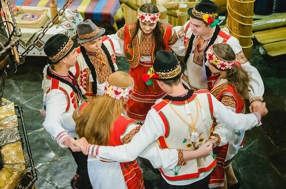 Картинка тур в садибу Діти Опришків