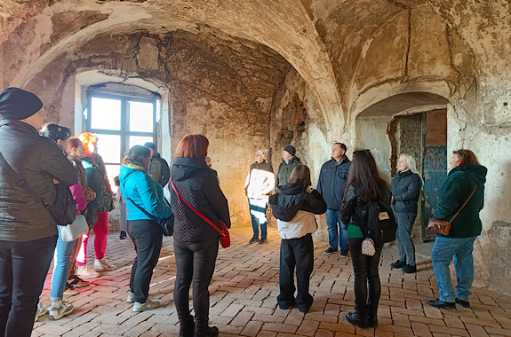 Картинка замок Сент Міклош