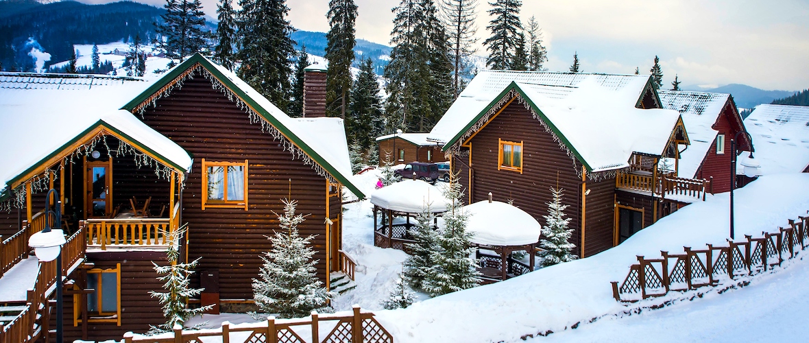 Де краще жити у Карпатах? Де зупинитись у Карпатах взимку?